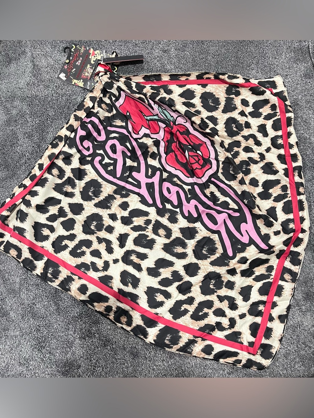 Ed Hardy Fashion head scarf 26 x 26